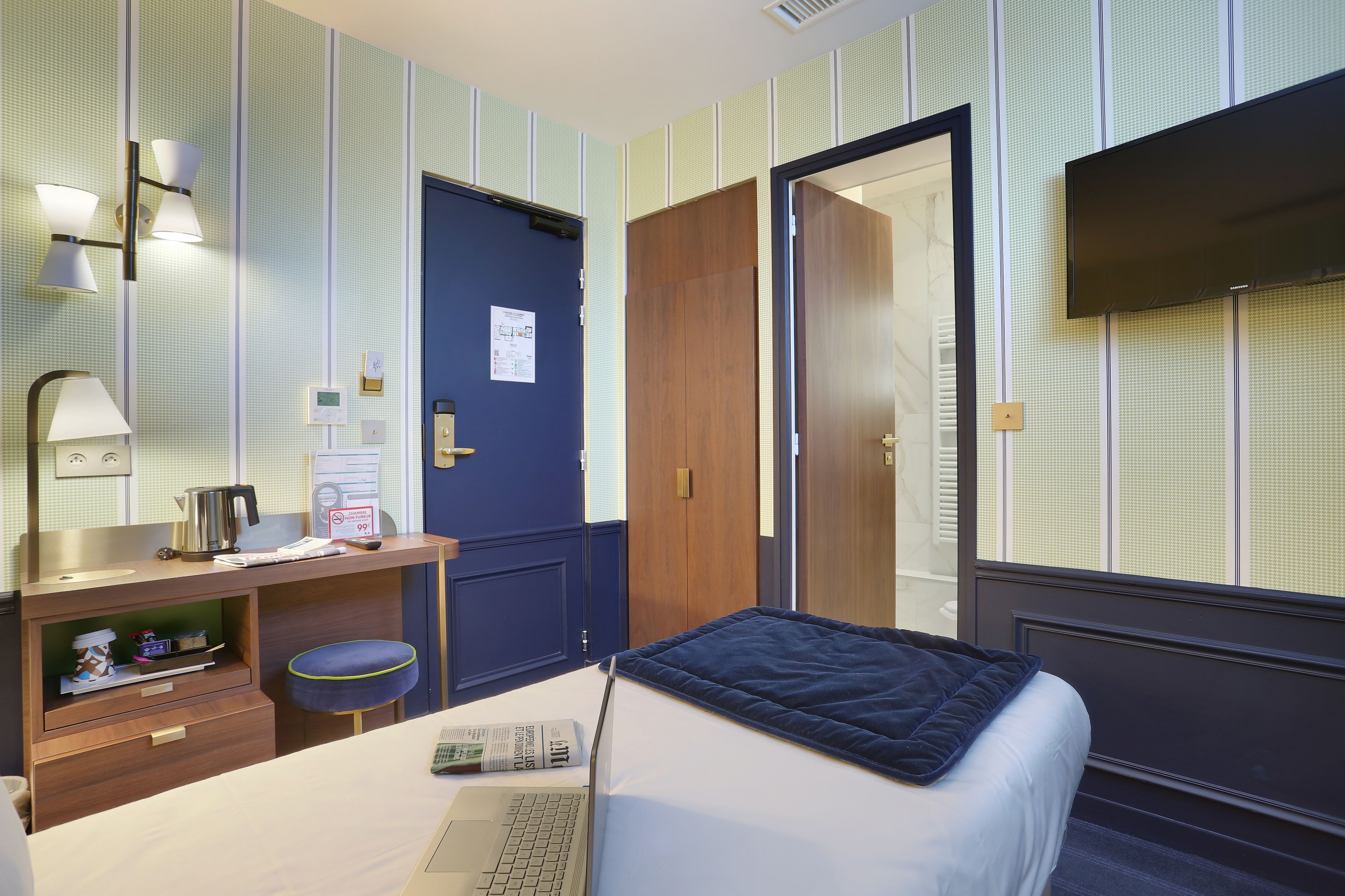 in-room safe, desk, travel cot, free wifi