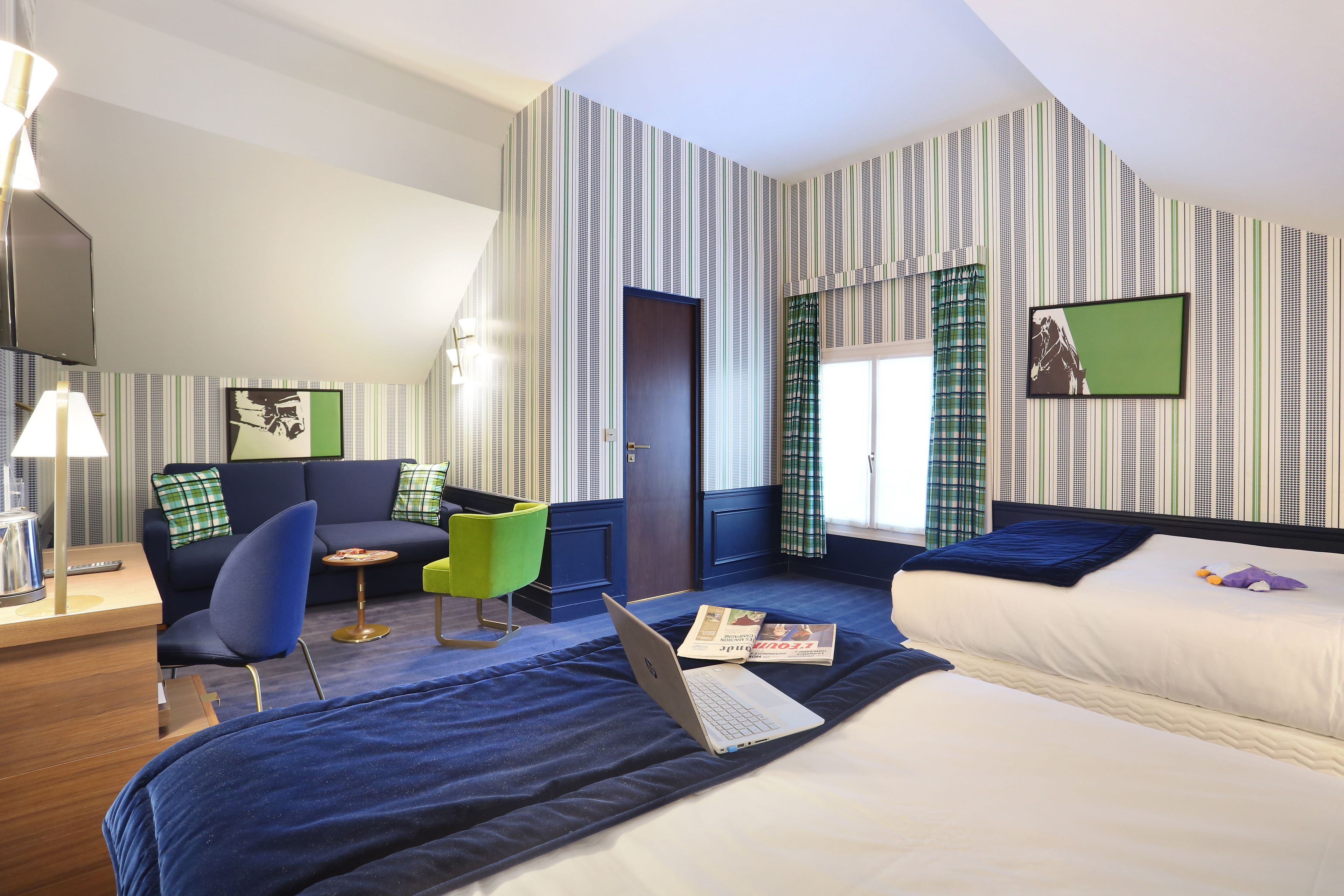 in-room safe, desk, travel cot, free wifi