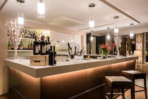 酒吧（店内）