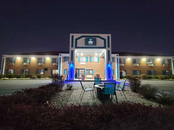 숙박 시설 정면