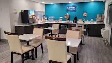 Free daily buffet breakfast