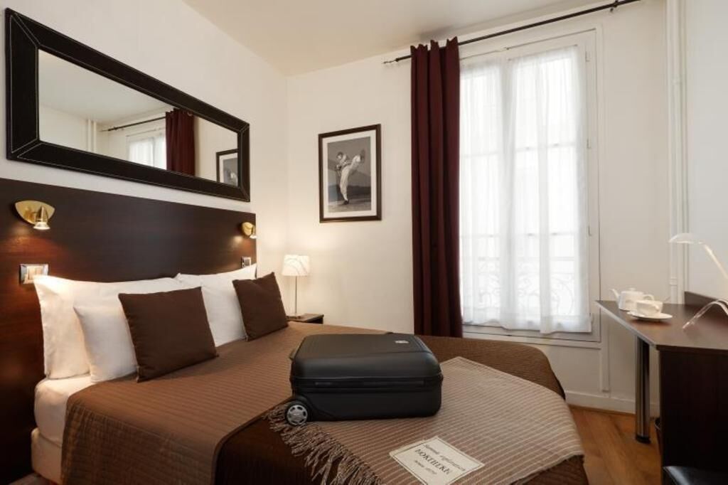 Premium bedding, in-room safe, individually furnished, desk