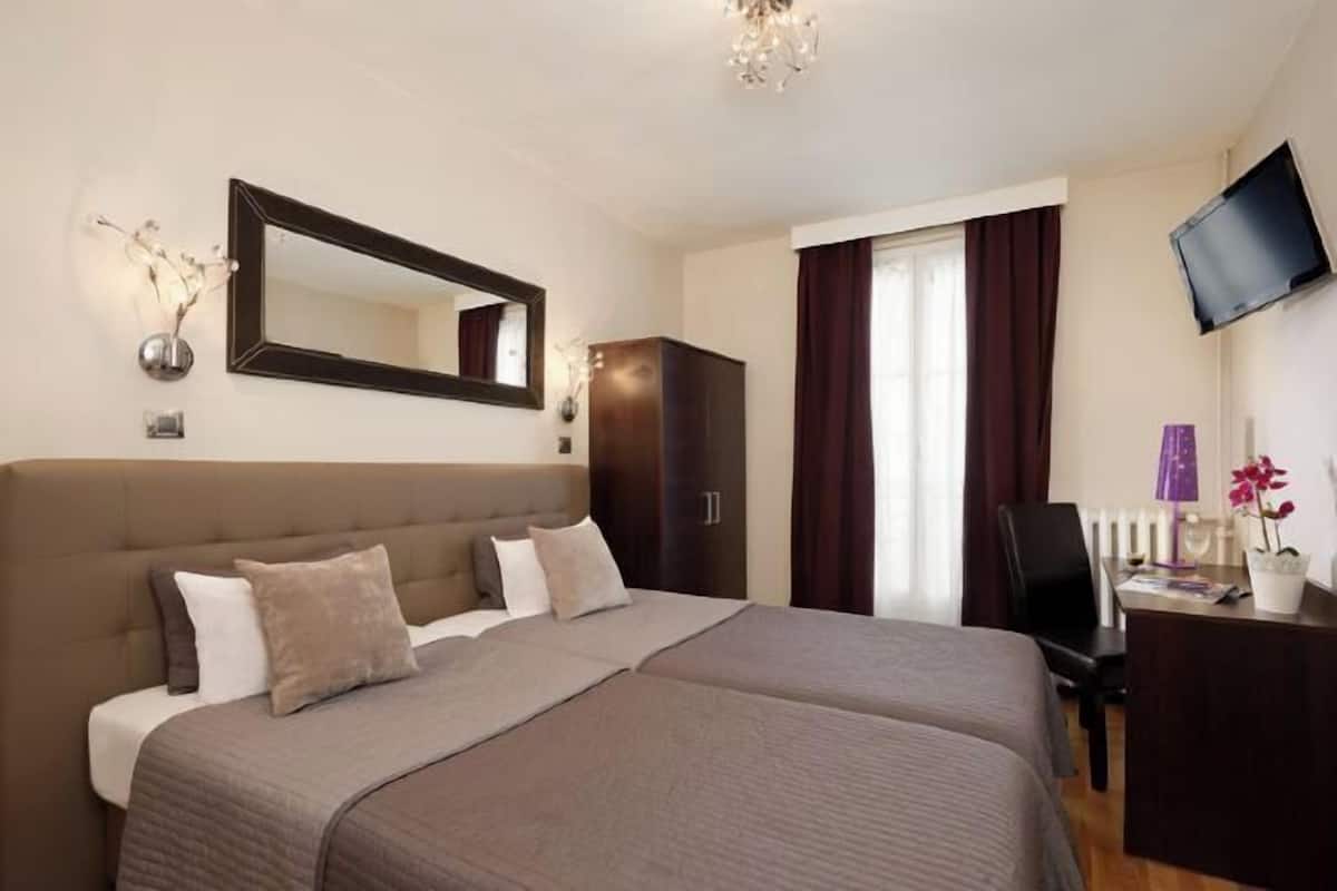 In-room safe, individually furnished, desk, blackout curtains