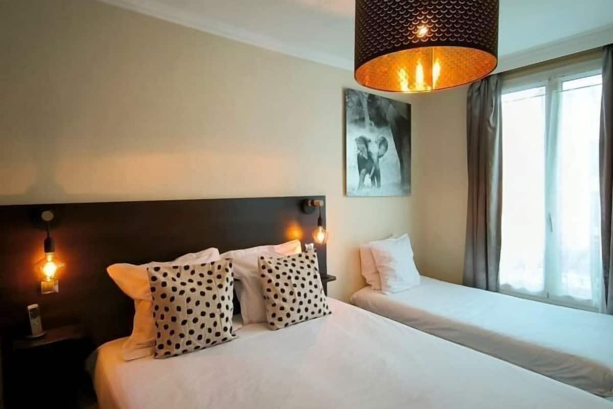 Sengetøy av topp kvalitet, safe på rommet og individuelt innredet