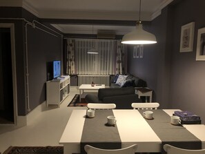 Apartamento família | 1 quarto, roupas de cama de algodão egípcio, roupas de cama premium