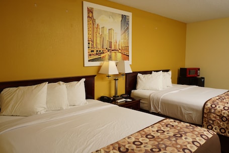 1 bedroom, in-room safe, individually decorated, individually furnished