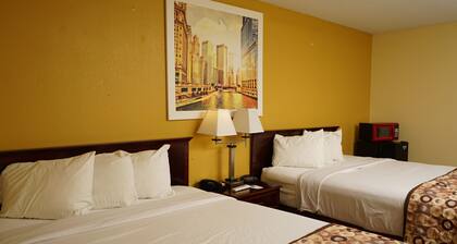 Halsted Inn and Suites Harvey - Chicago Southland