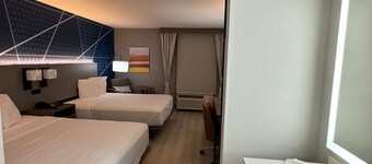 Halsted Inn and Suites Harvey - Chicago Southland