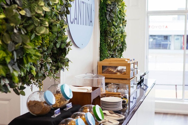 Desayuno para llevar (AUD 22 por persona)