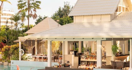 Novotel Cairns Oasis Resort