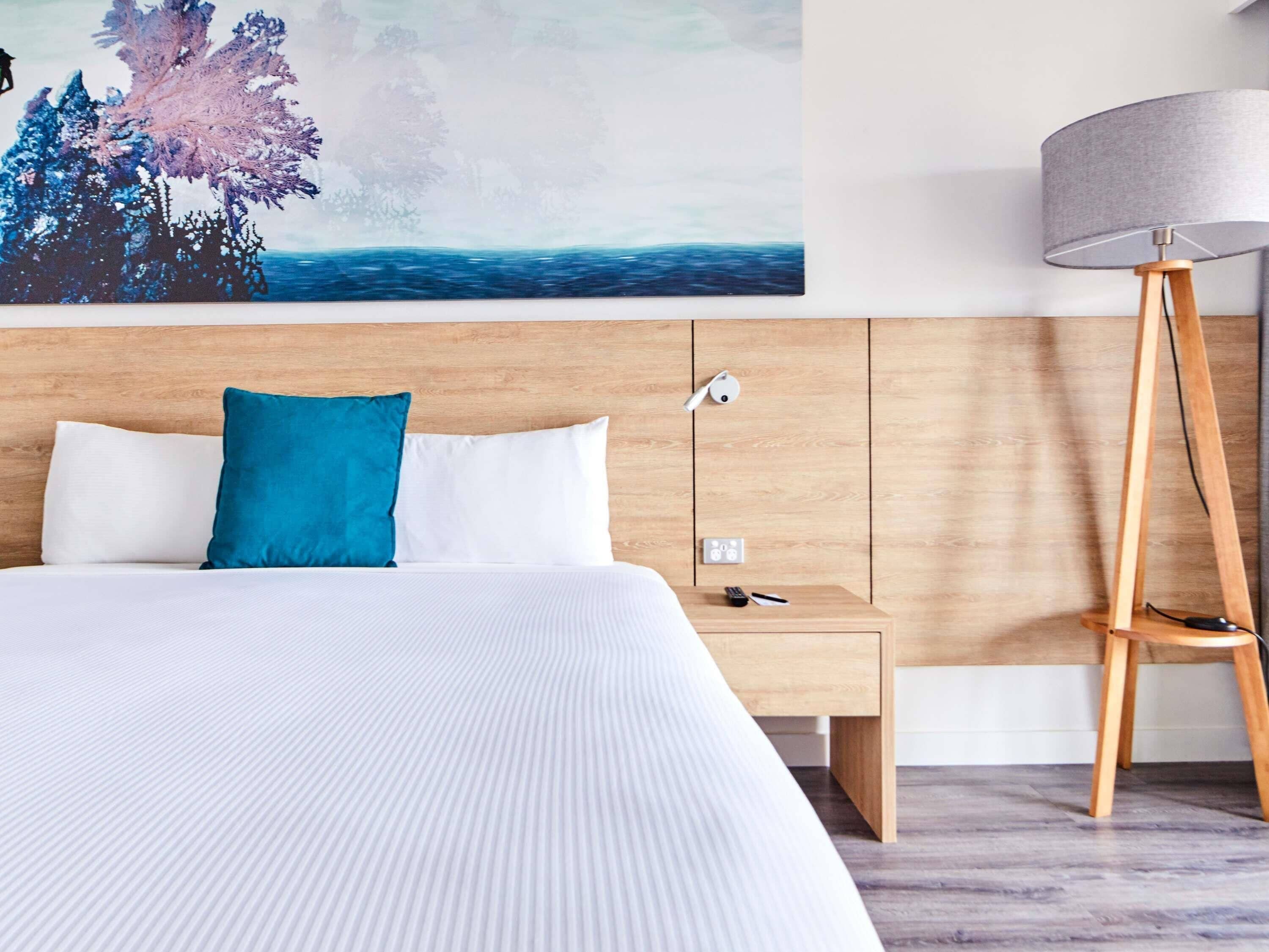 Caja de seguridad en la habitación y decoración personalizada 