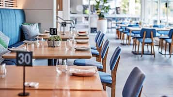 Breakfast and dinner served, pool views