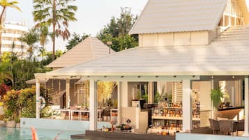 Outdoor pool, pool umbrellas, pool loungers