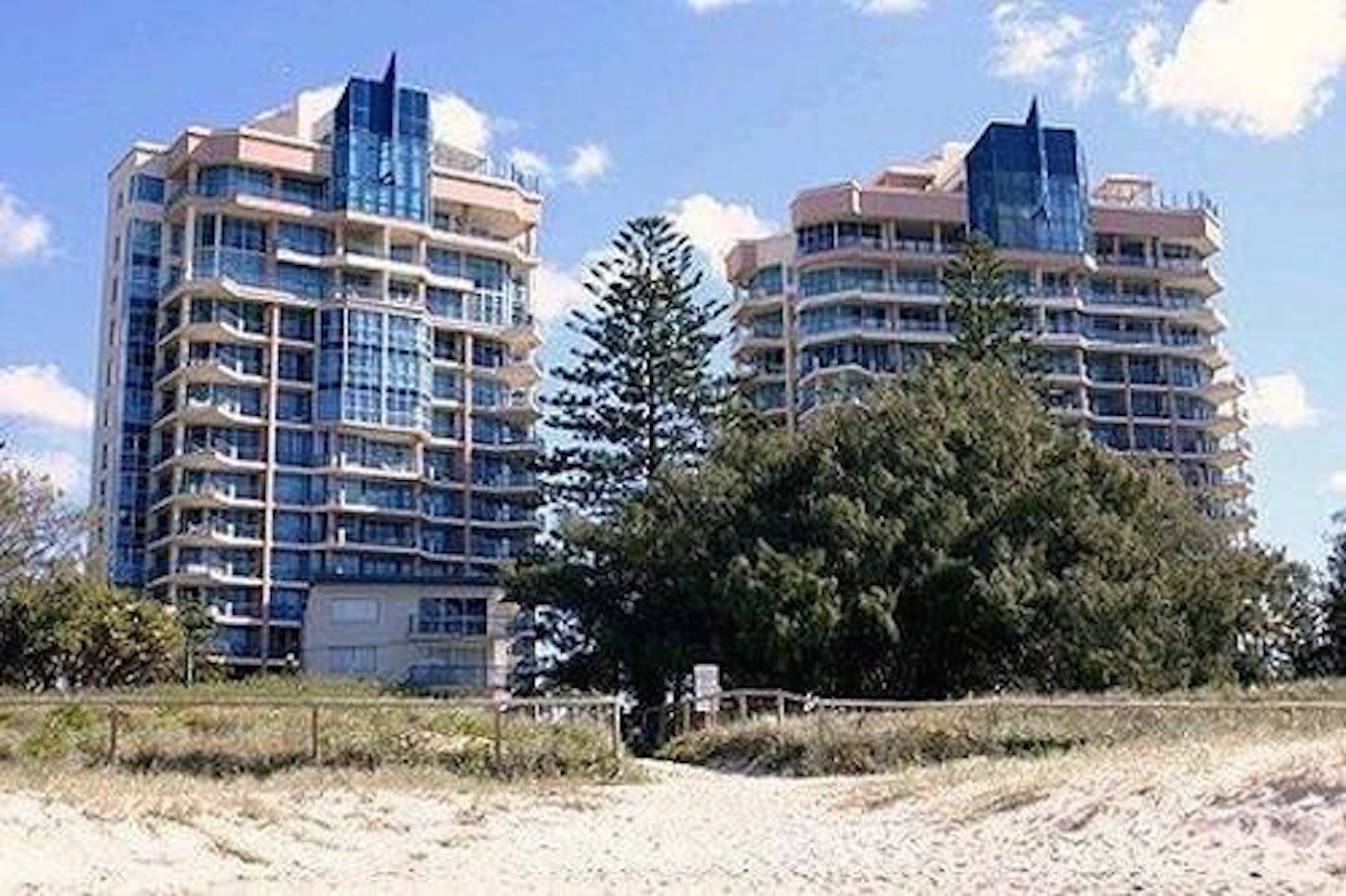 Oceana on Broadbeach — image 22