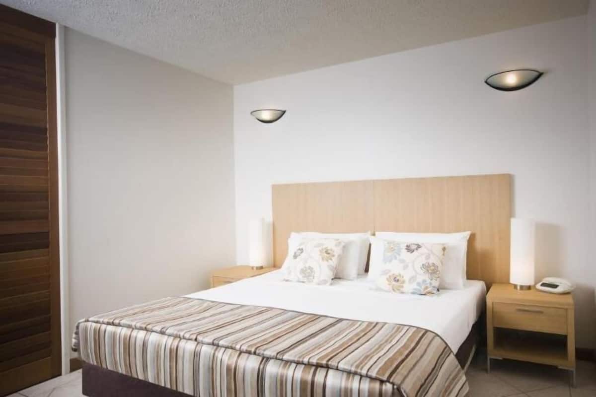 1 bedroom, iron/ironing board, cots/infant beds, WiFi