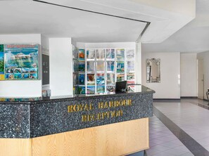 Exterior - BreakFree Royal Harbour (Cairns)