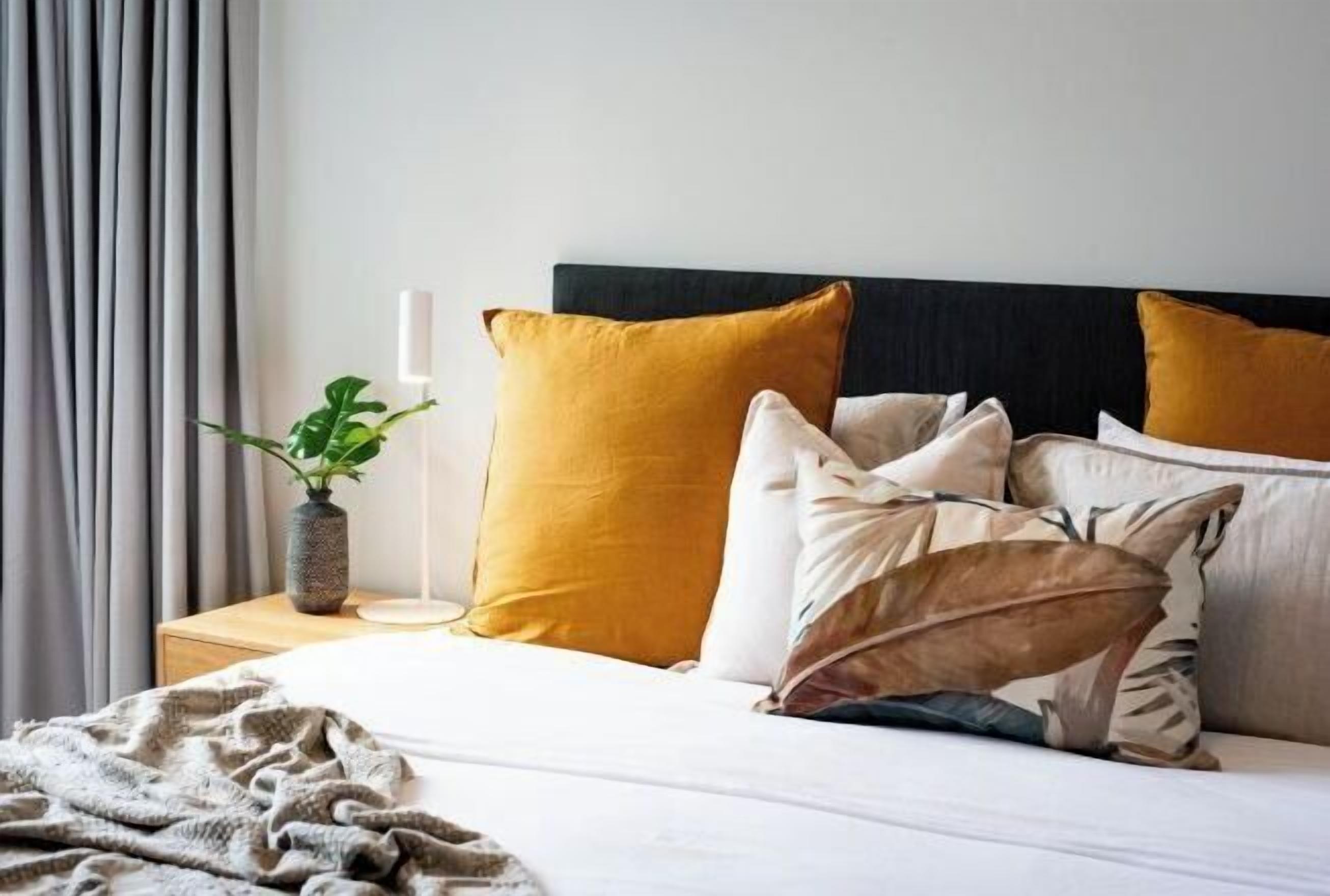 Iron/ironing board, cribs/infant beds, WiFi, bed sheets
