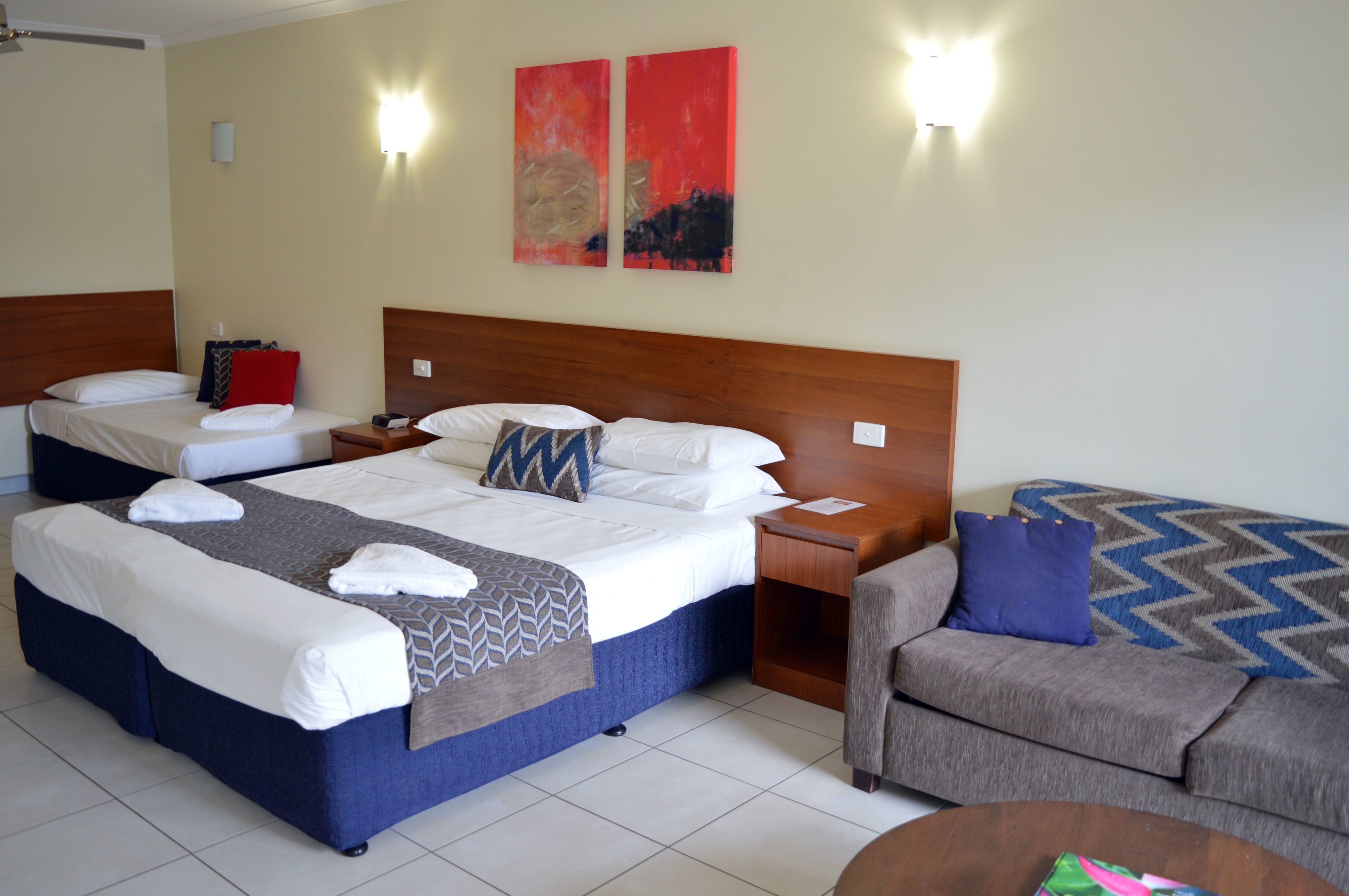 deluxe room (jasmine) | iron/ironing board, free wifi, bed sheets