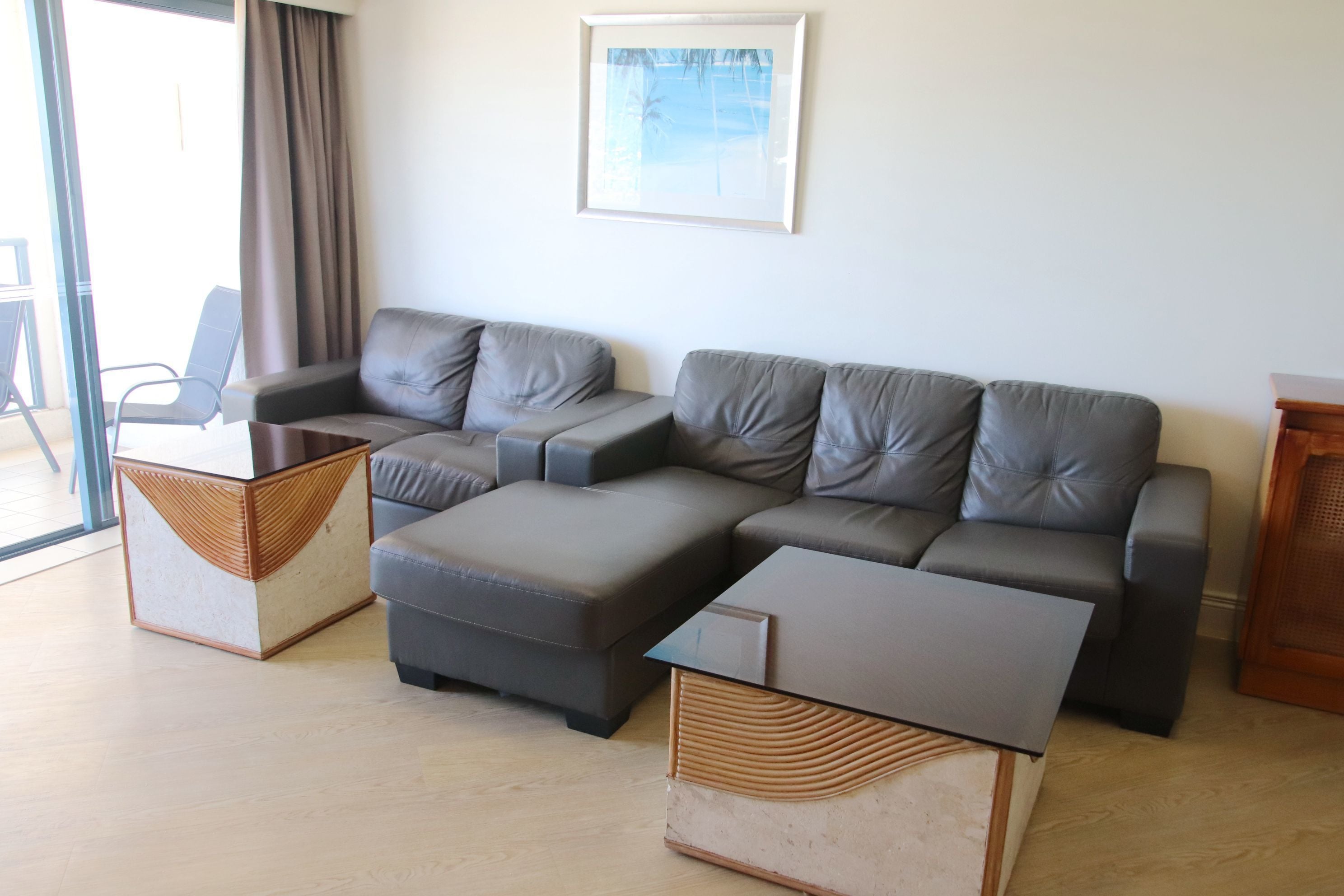 181 The Esplanade — image 20