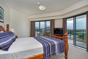 Deluxe Apartment, 2 Bedrooms, Ocean View