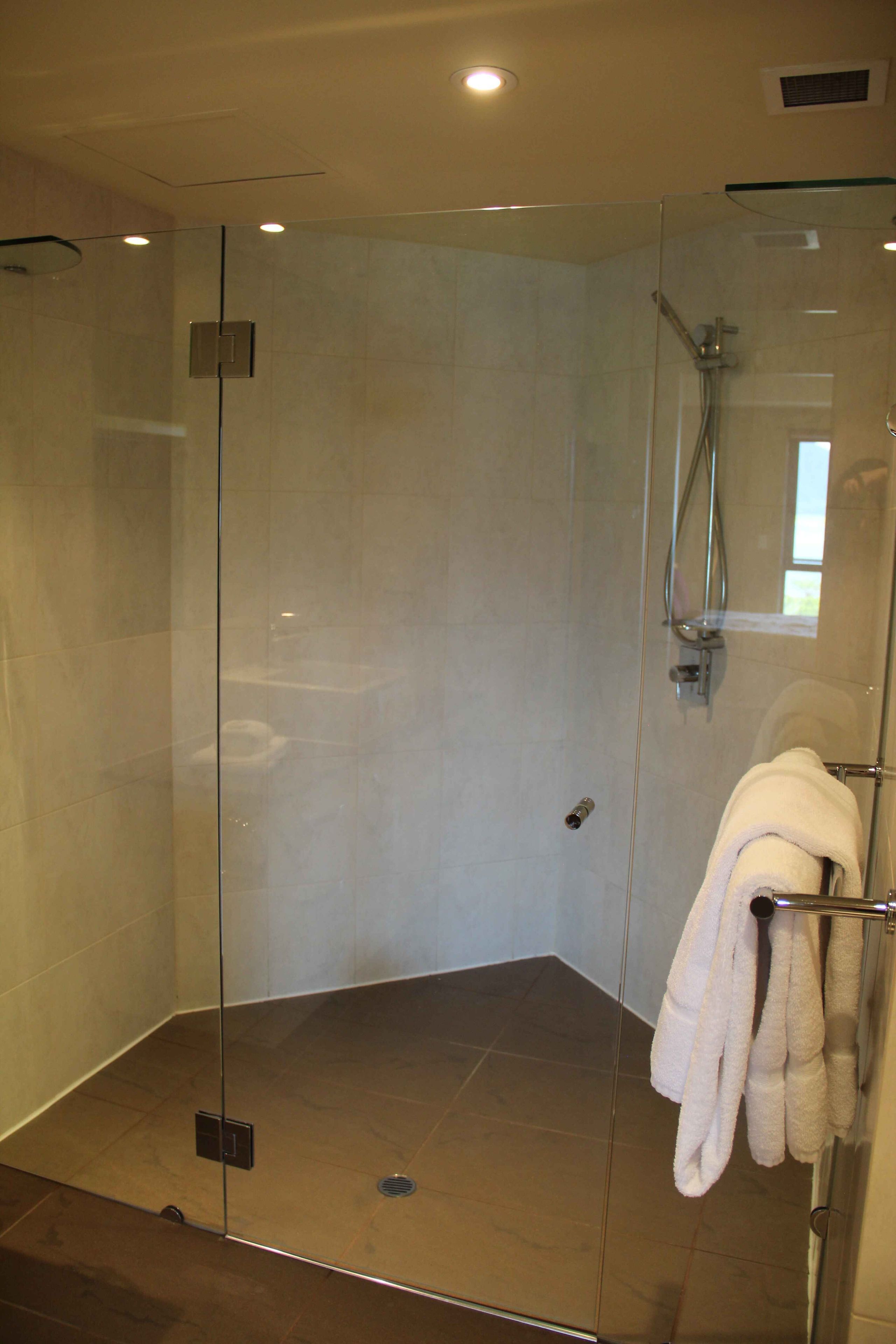 181 The Esplanade — image 15