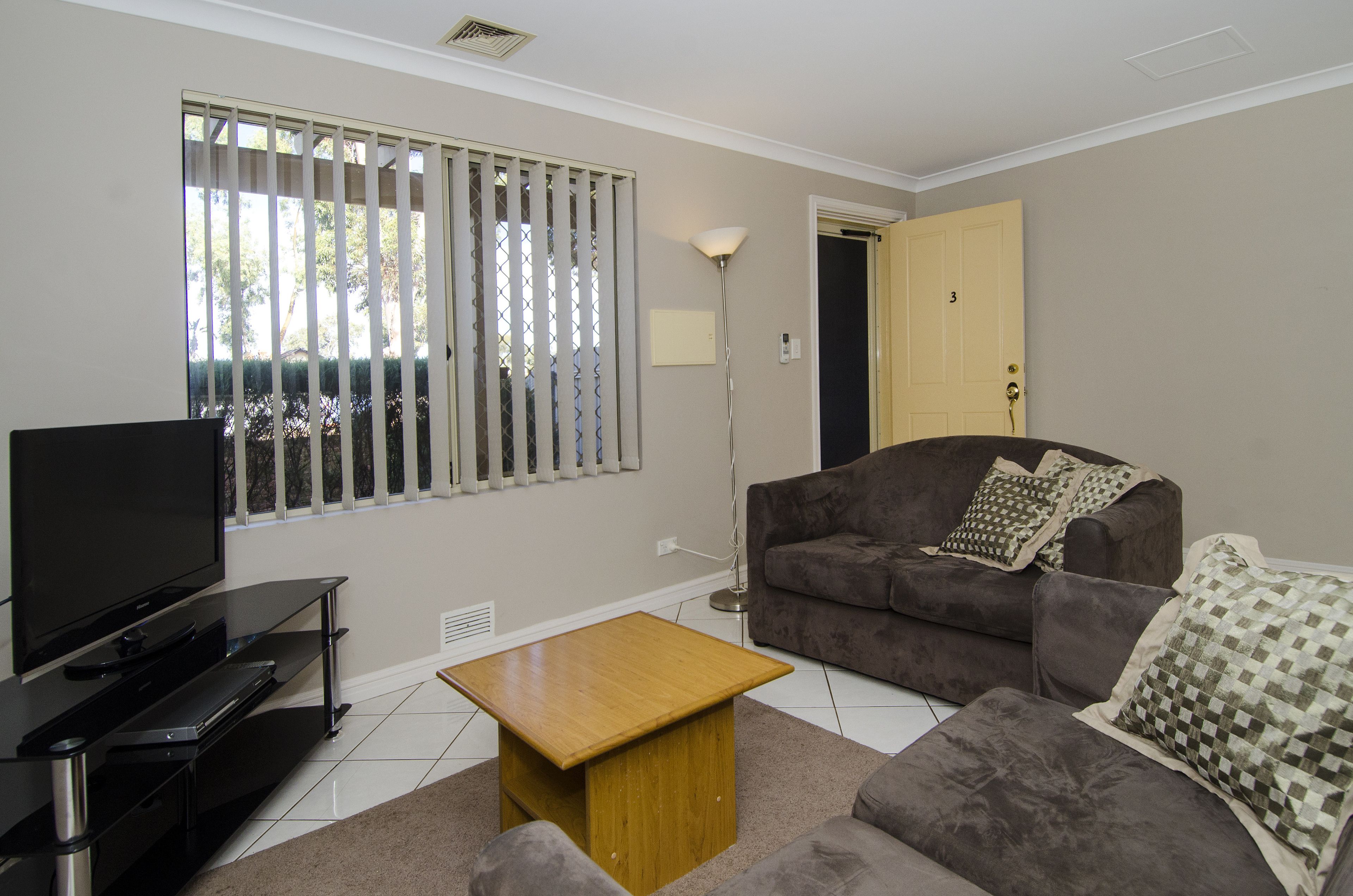 minibar, in-room safe, soundproofing, iron/ironing board