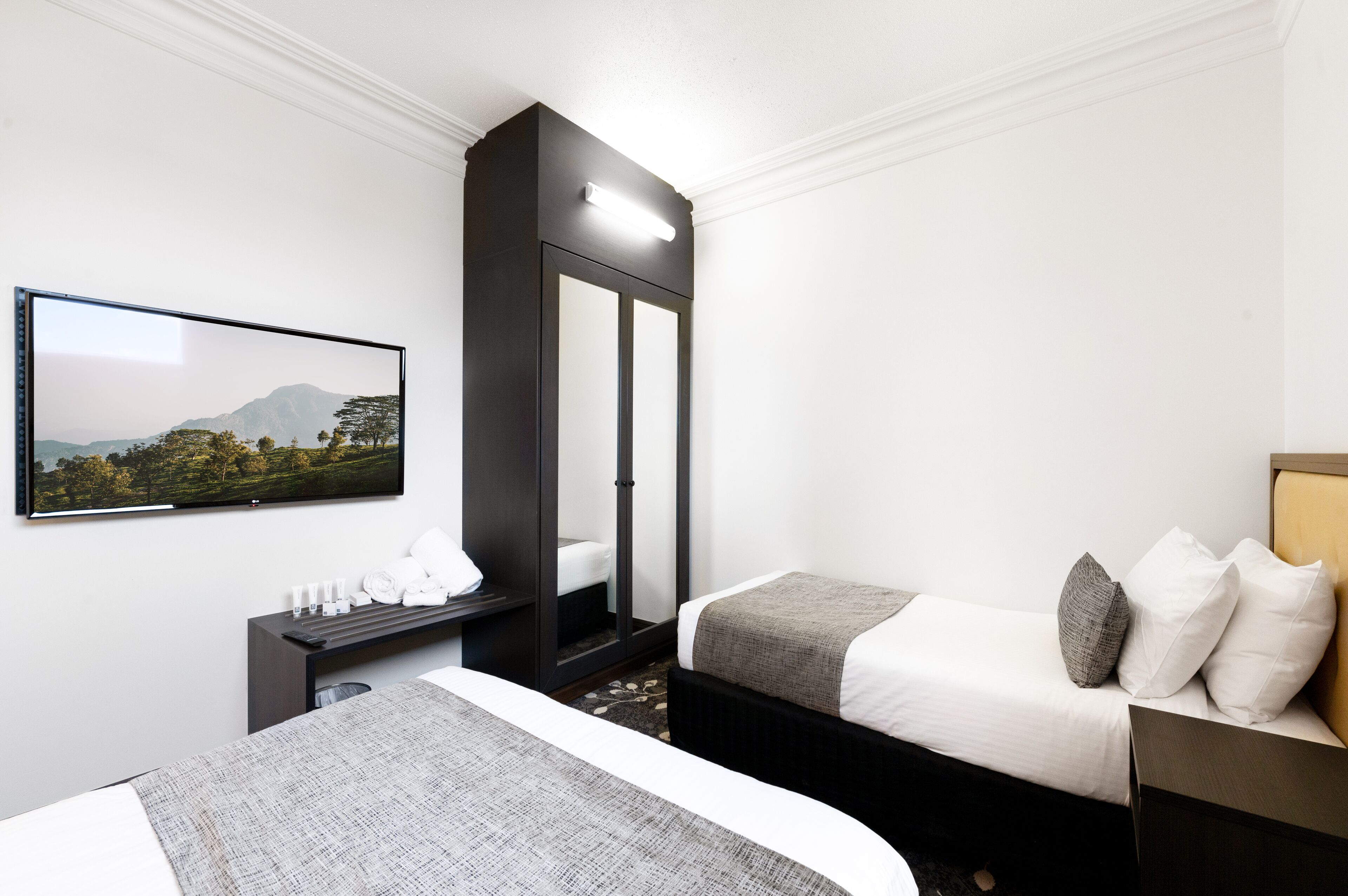 family room, 2 bedrooms | premium bedding, minibar, in-room safe, desk