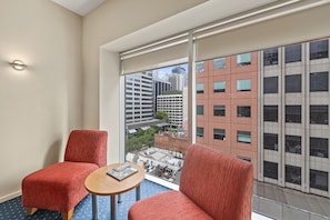 Superior King Room | 1 bedroom, minibar, desk, laptop workspace