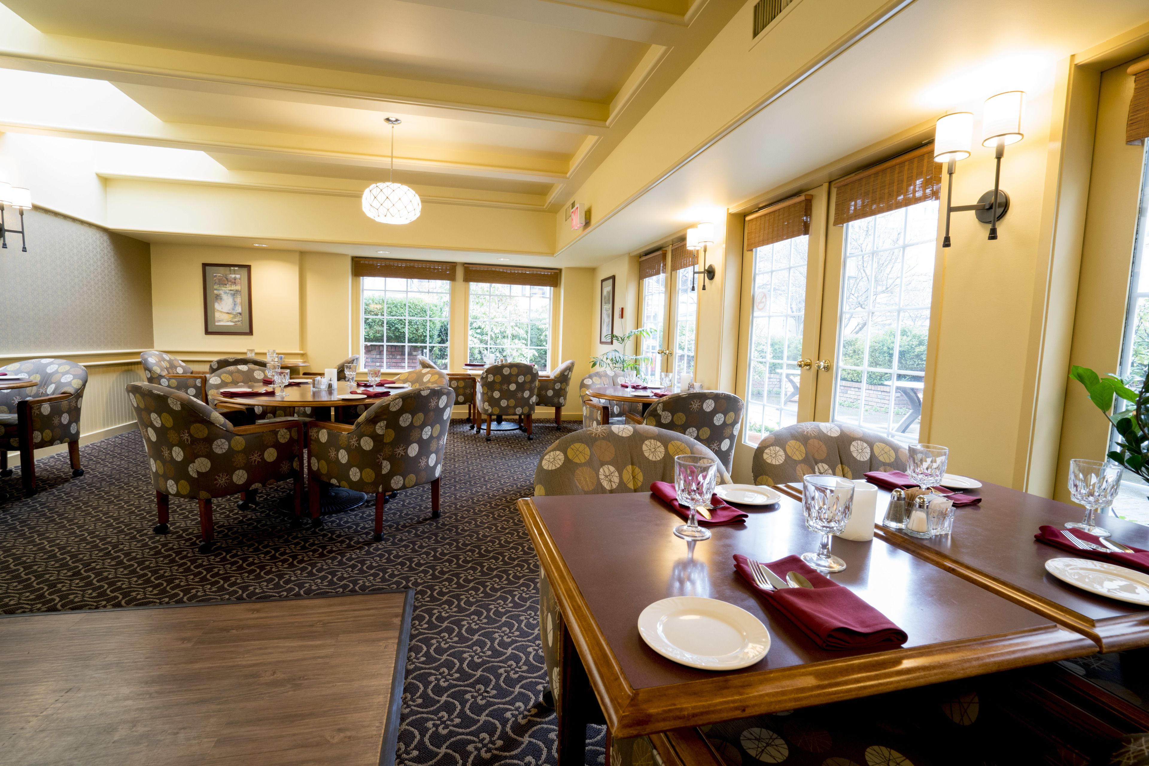 breakfast and lunch served