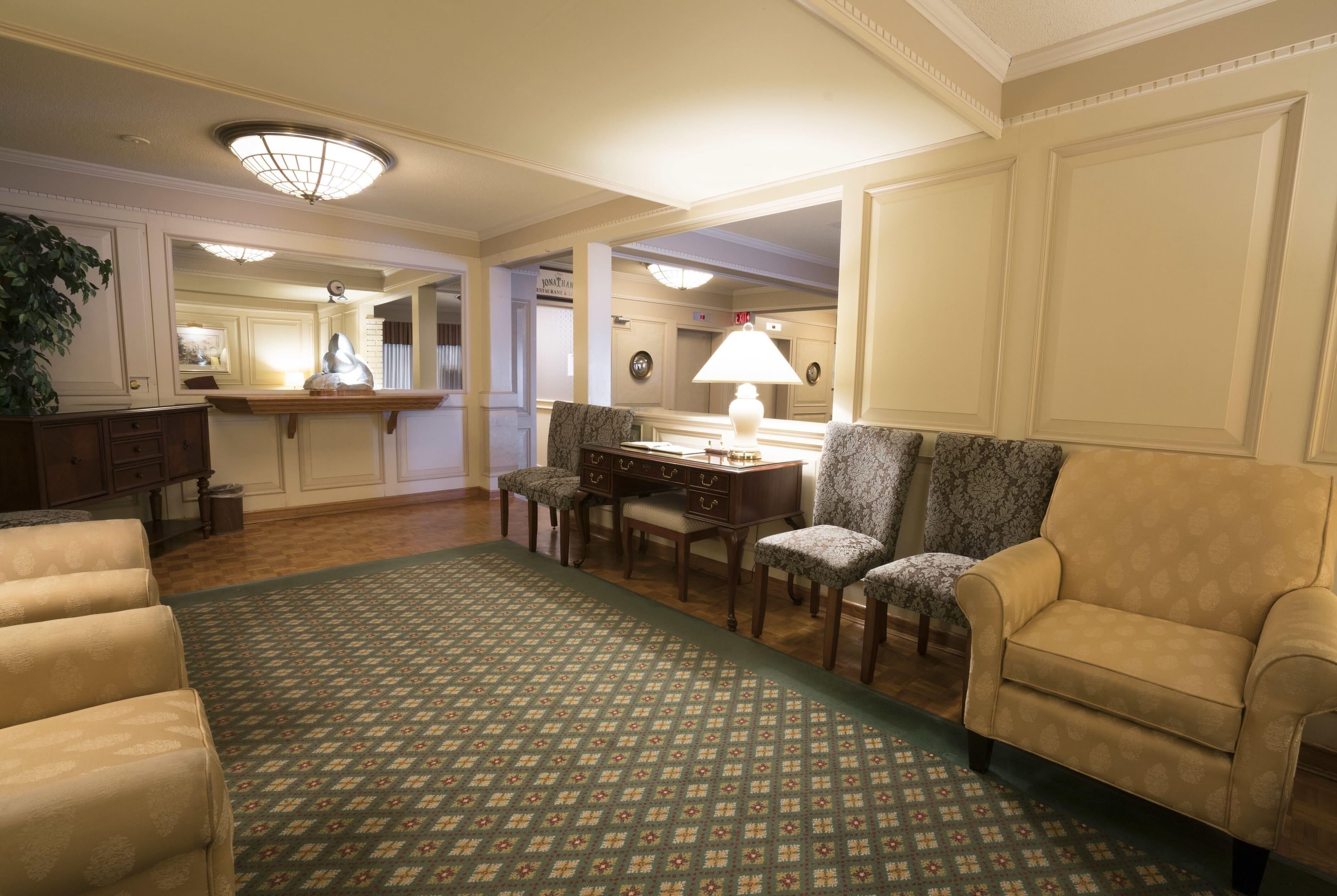 Photo - Royal Scot Hotel & Suites, Trademark Collection by Wyndham