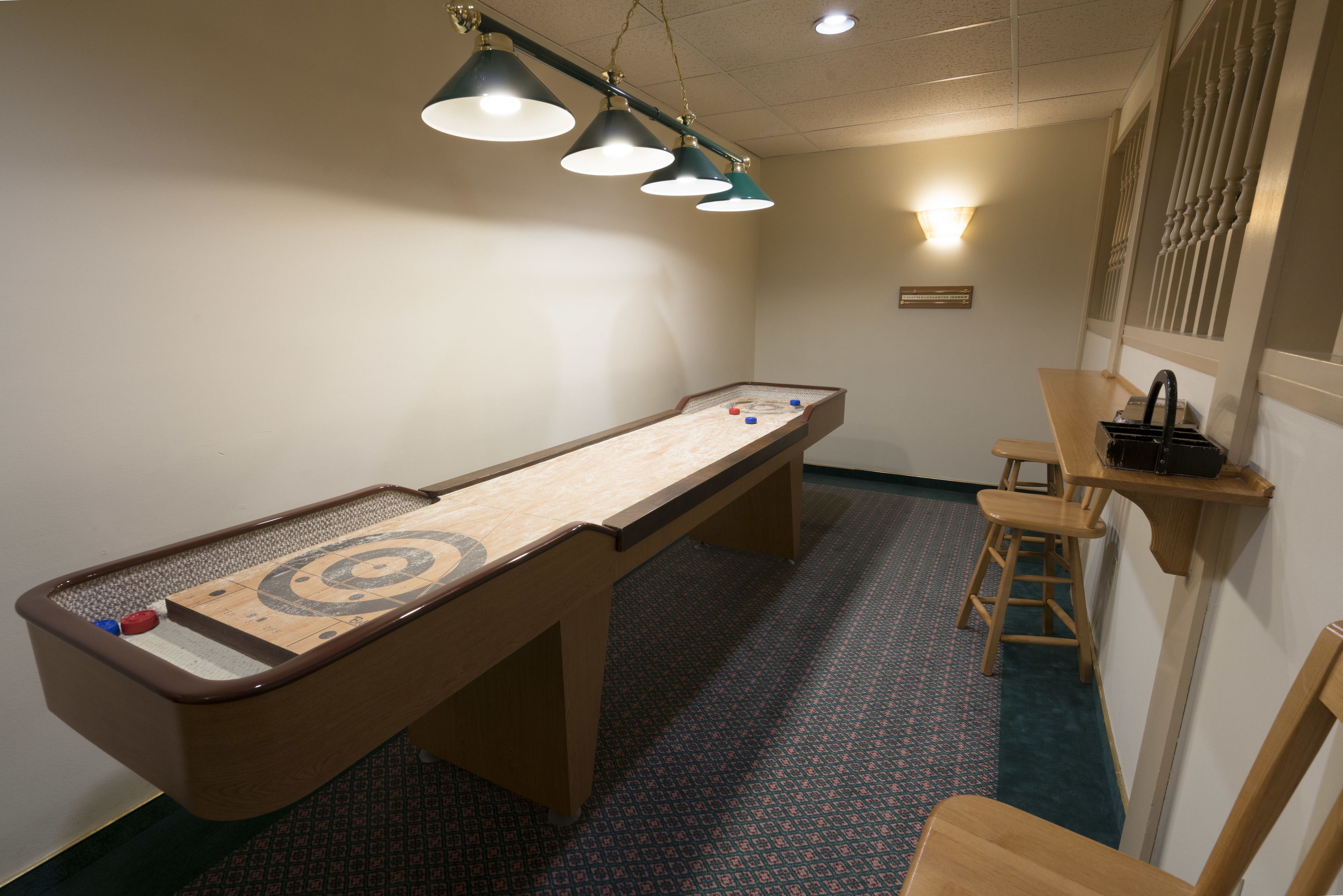 Photo - Royal Scot Hotel & Suites