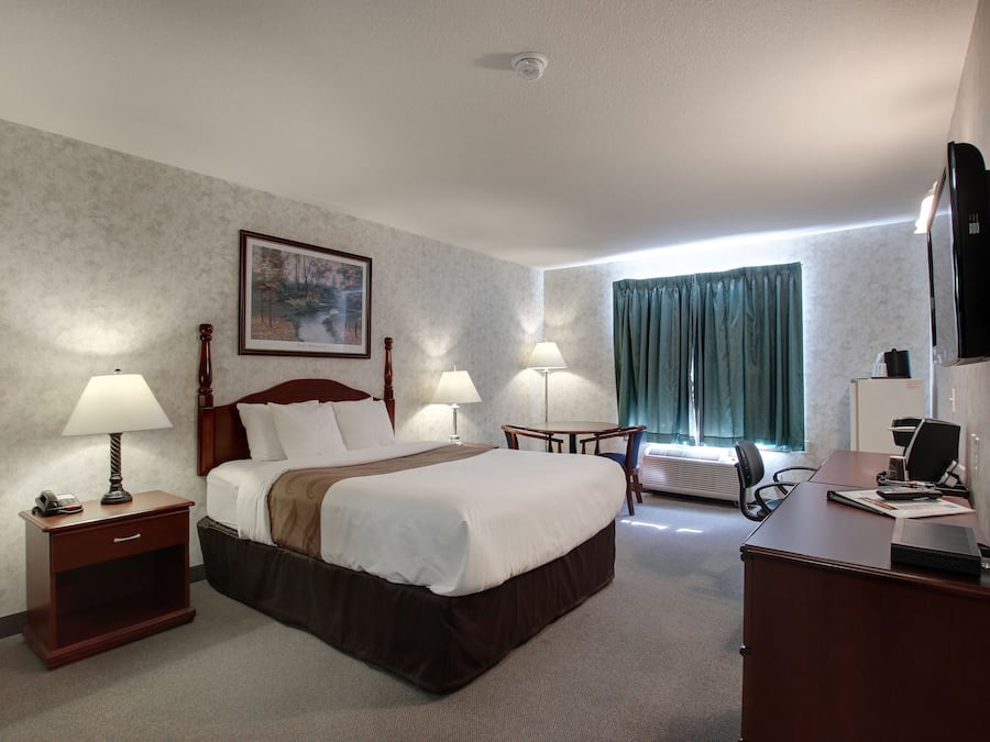 Decoración individual, tabla de planchar con plancha, wifi gratis