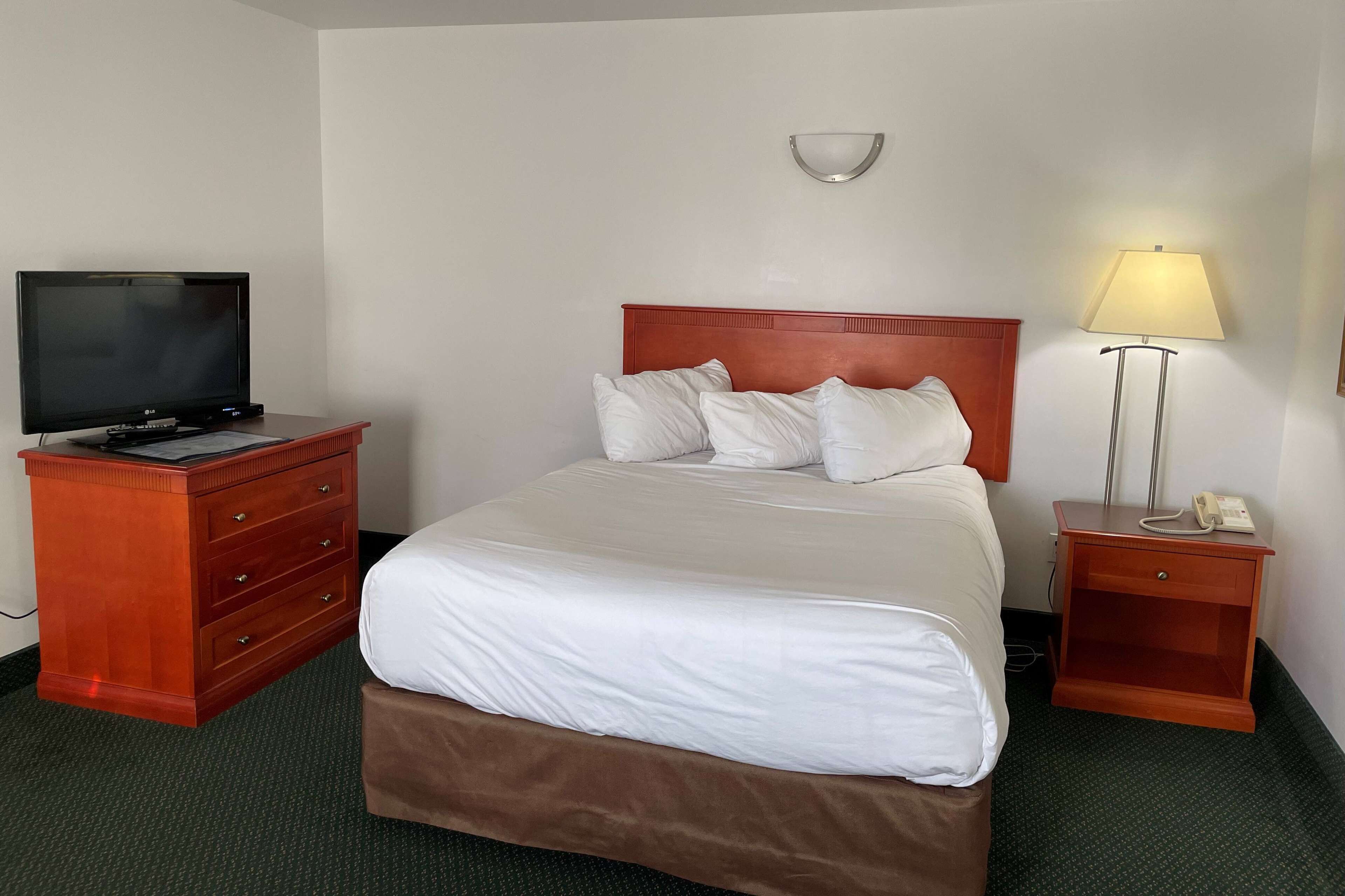 Strykjärn/strykbräda och gratis wi-fi