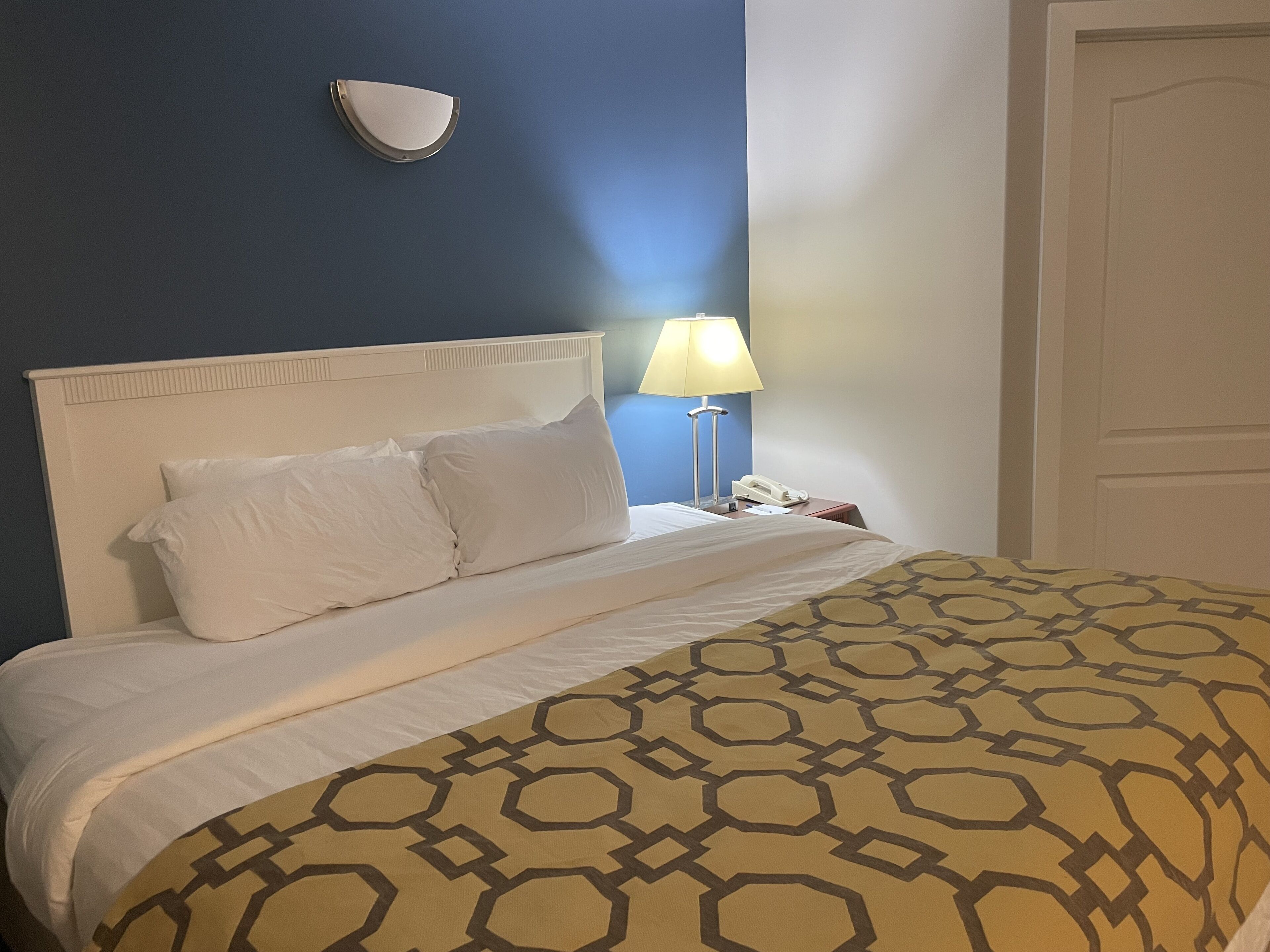 Deluxe Room, 1 King Bed, Non Smoking