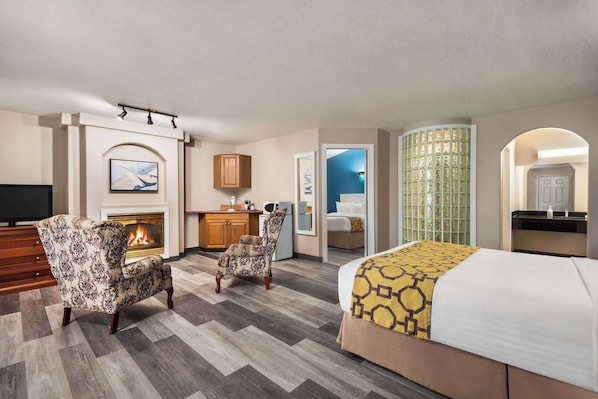 Suite, 2 Queen Beds, Non Smoking | Iron/ironing board, free WiFi