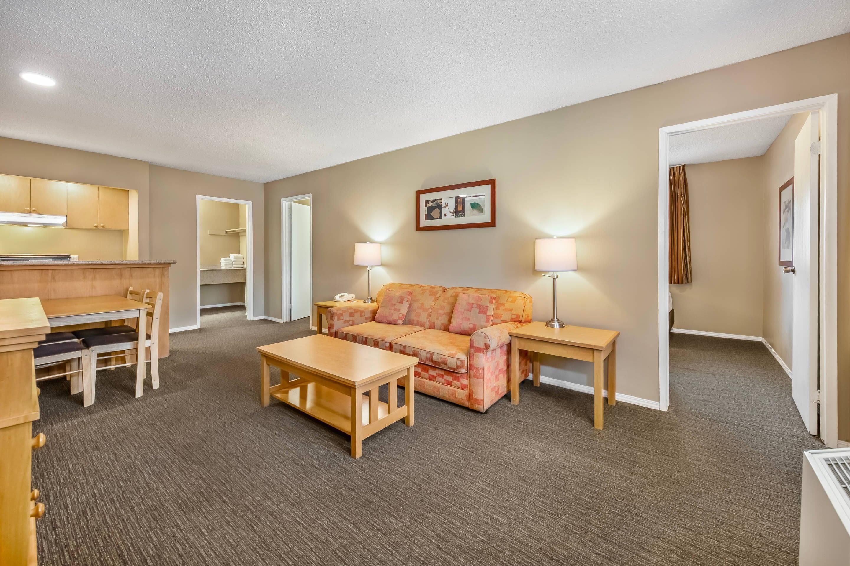 Foto - Econo Lodge Inn & Suites