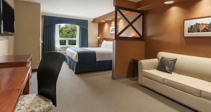 Days Inn & Suites by Wyndham Brandon