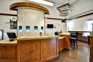 Lobby - Hyatt Place Las Vegas (Las Vegas)