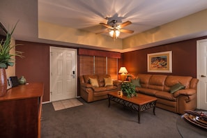 Villa, 1 Bedroom | Living room | Flat-screen TV