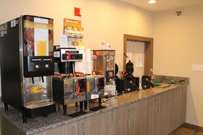 Free daily self-serve breakfast - New Victorian Suites (Lincoln)
