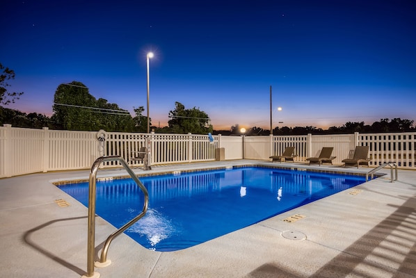 Seasonal outdoor pool