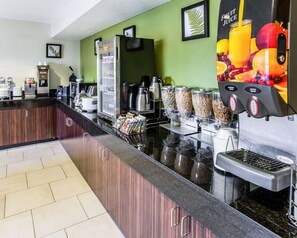 Desayuno buffet incluido todos los días 