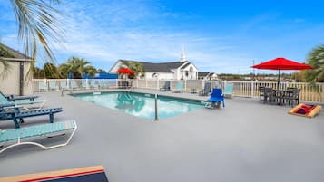 Seasonal outdoor pool