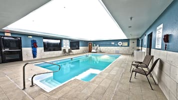 Indendørs pool
