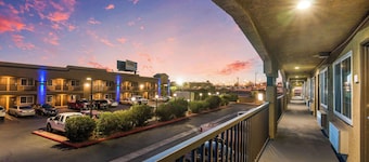 Econo Lodge Hesperia - Victorville I-15