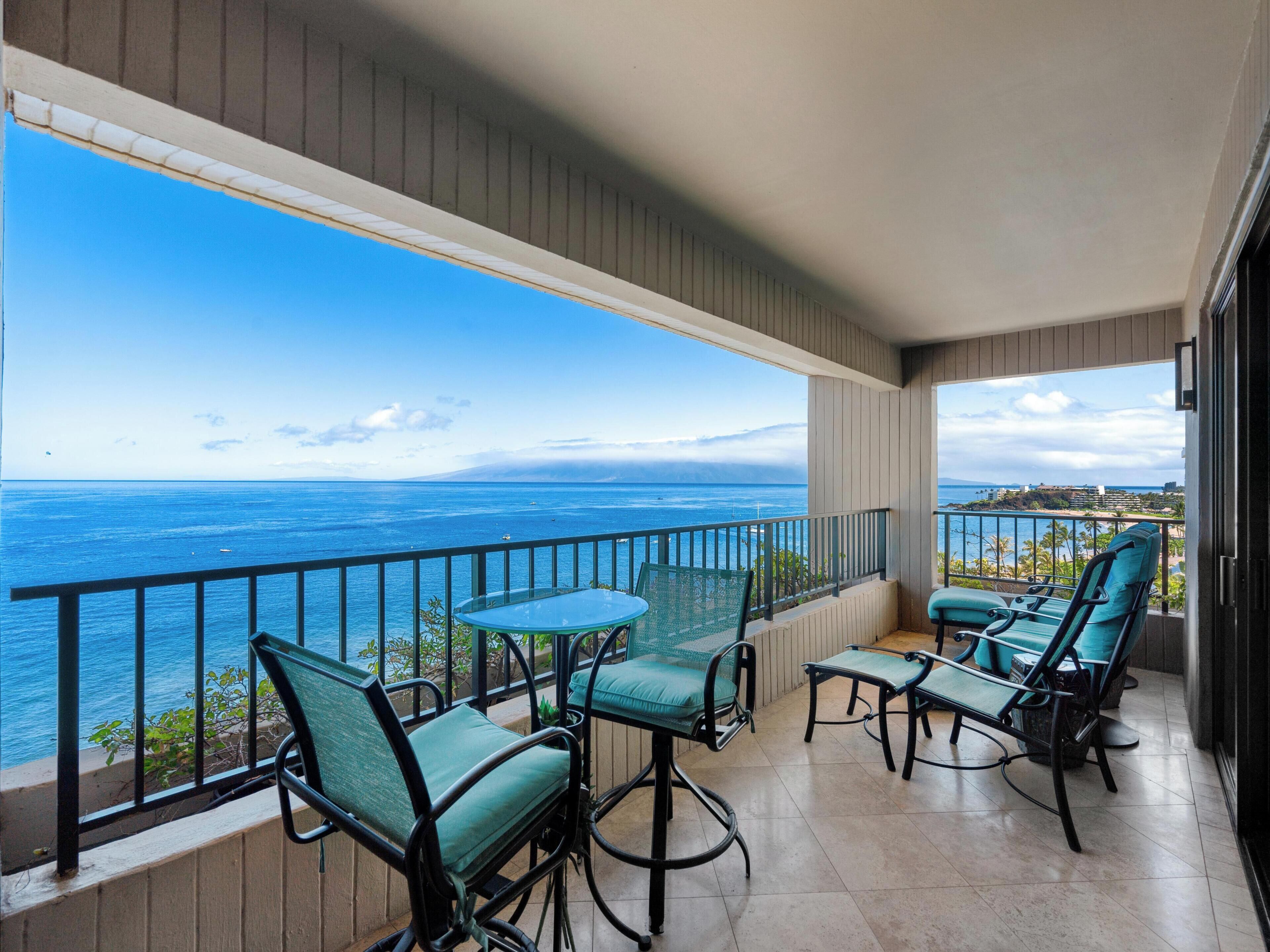 Condo, 2 Bedrooms (1115) | Front of property