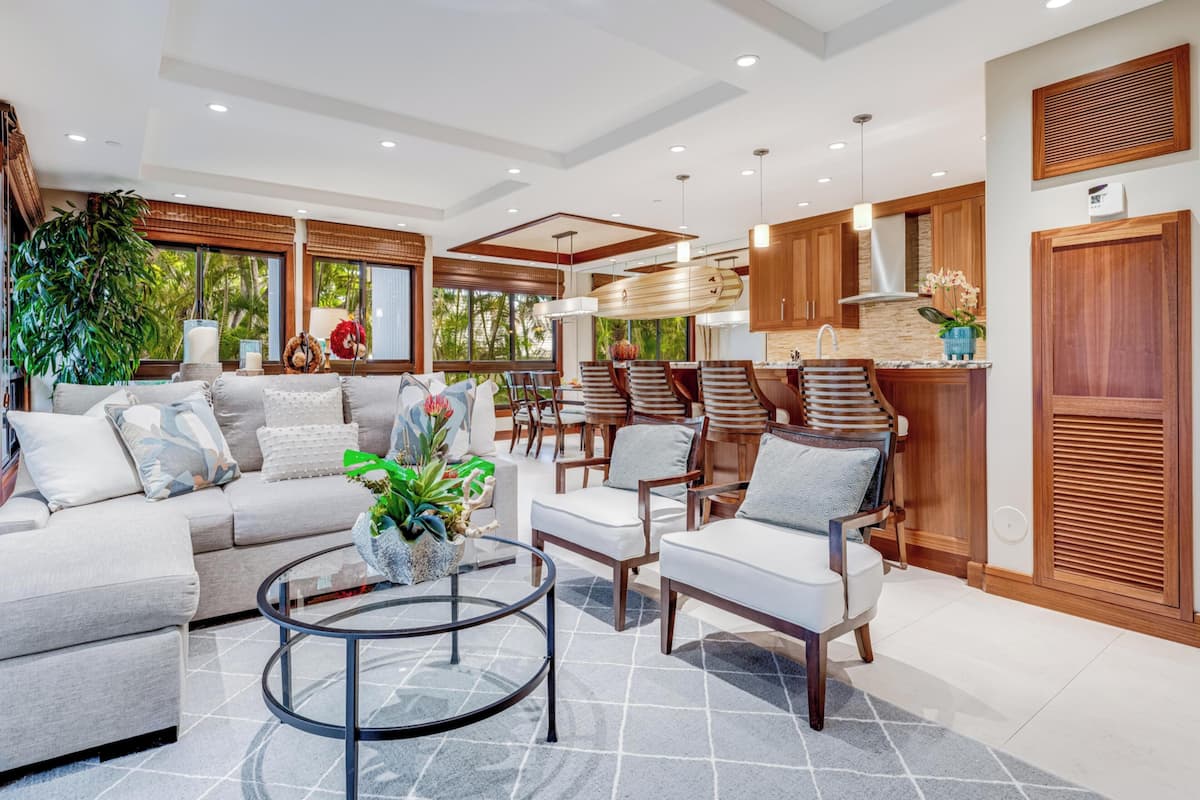 Condo, 2 Bedrooms (216) | Front of property