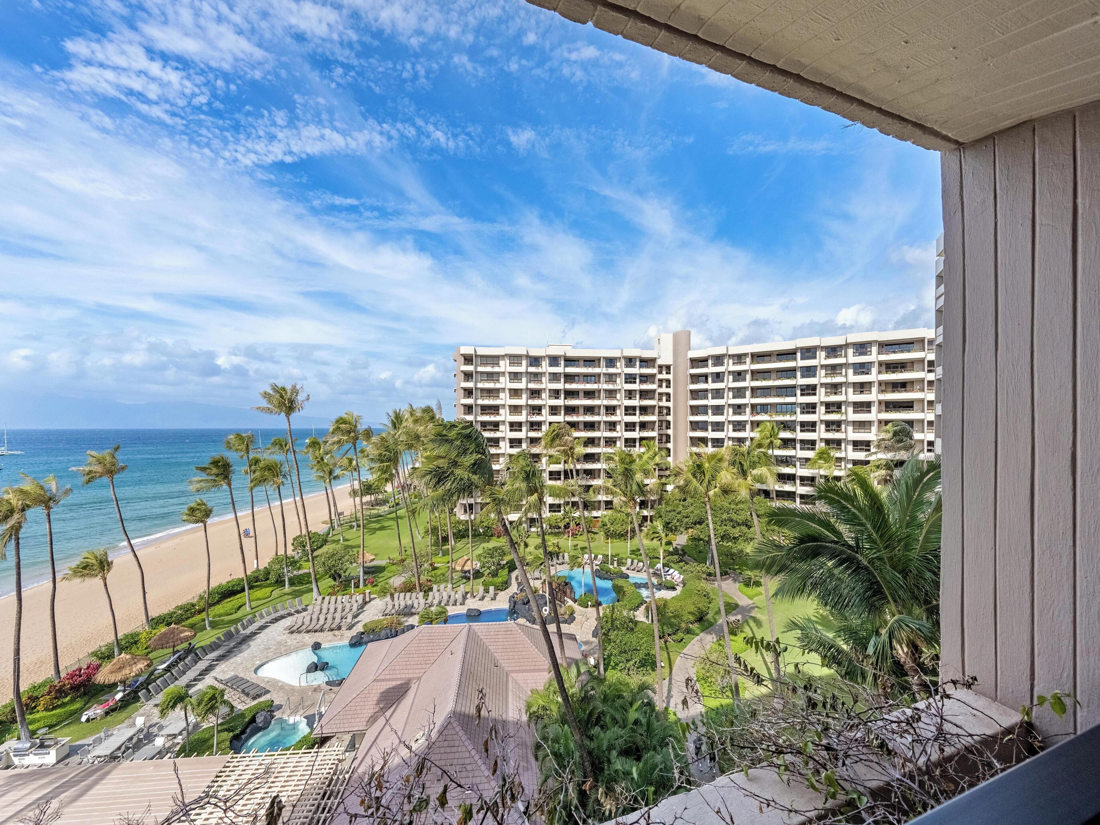 Condo, 2 Bedrooms, Ocean View (373) | Front of property
