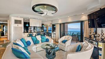 Condo, 2 Bedrooms (1115) | Property amenity