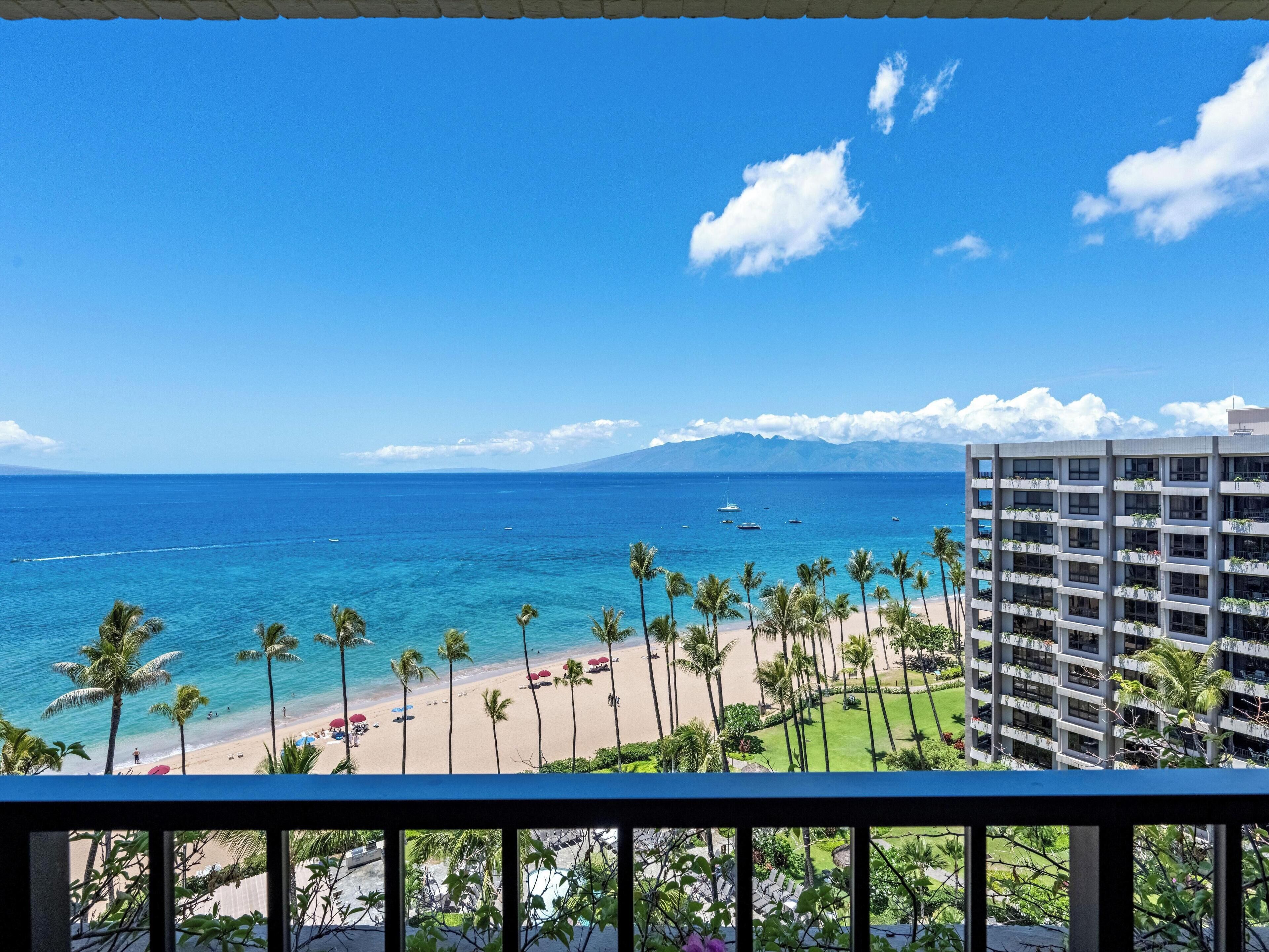 Condo, 2 Bedrooms, Ocean View (4114) | Front of property